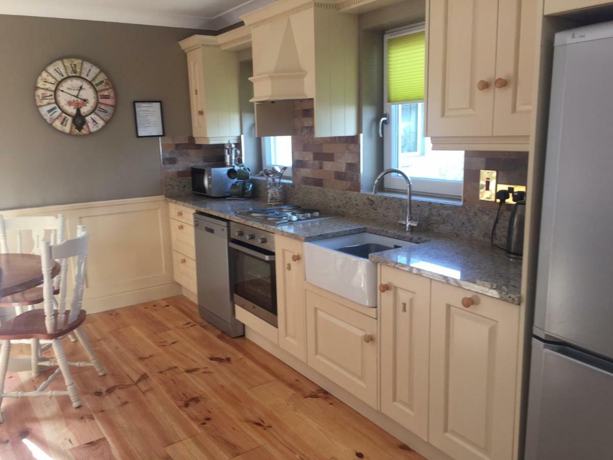 מיינות' A Selection Of Self Catering Holiday Homes At Kilcloon Cottages מראה חיצוני תמונה