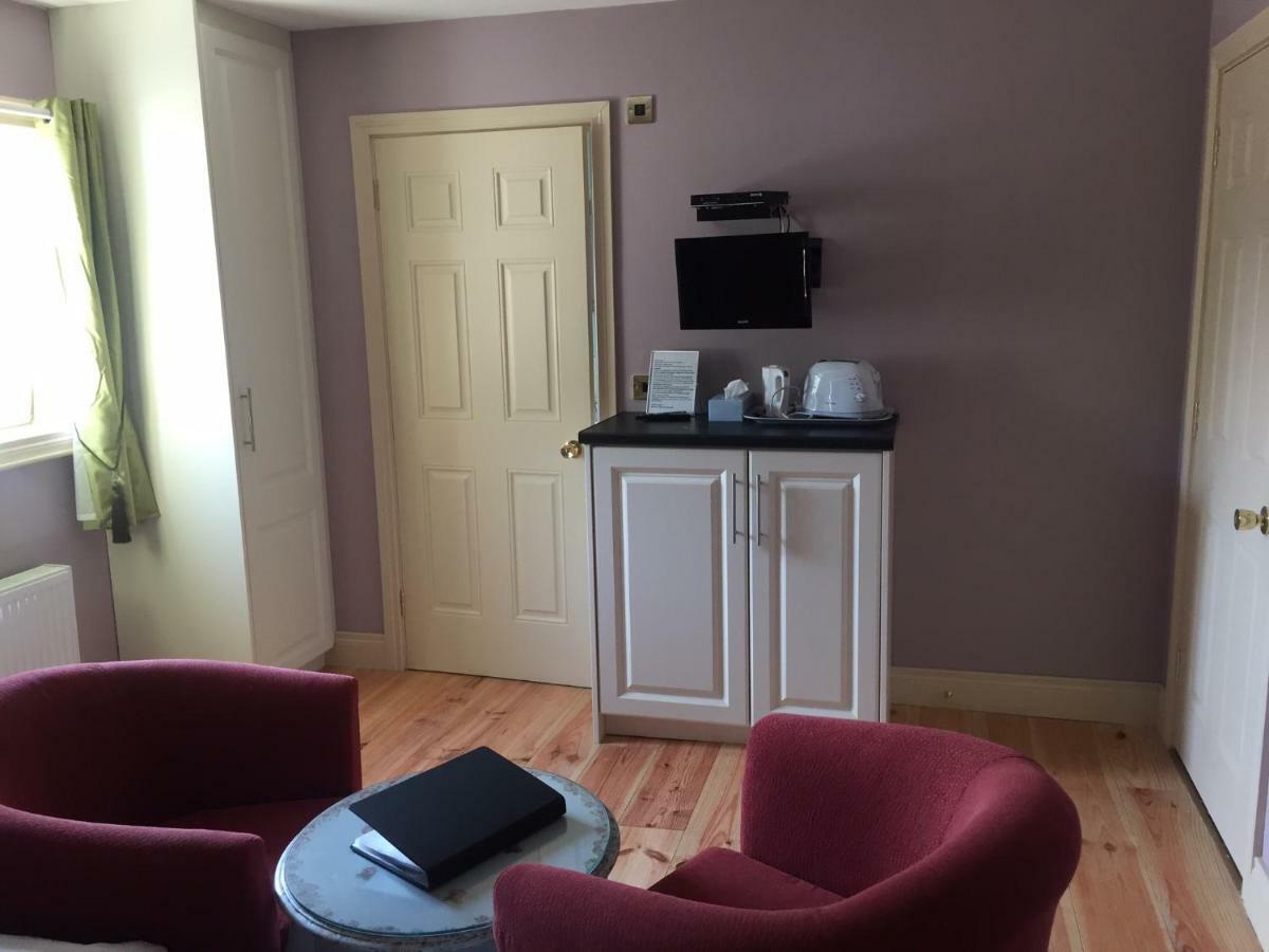 מיינות' A Selection Of Self Catering Holiday Homes At Kilcloon Cottages מראה חיצוני תמונה