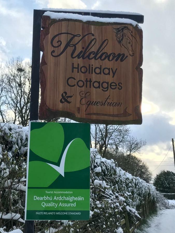 מיינות' A Selection Of Self Catering Holiday Homes At Kilcloon Cottages מראה חיצוני תמונה